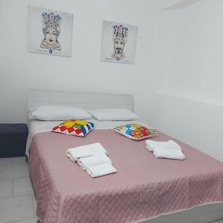 קטאניה Moro Rooms מראה חיצוני תמונה