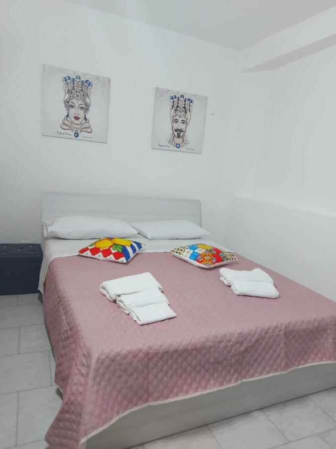 קטאניה Moro Rooms מראה חיצוני תמונה